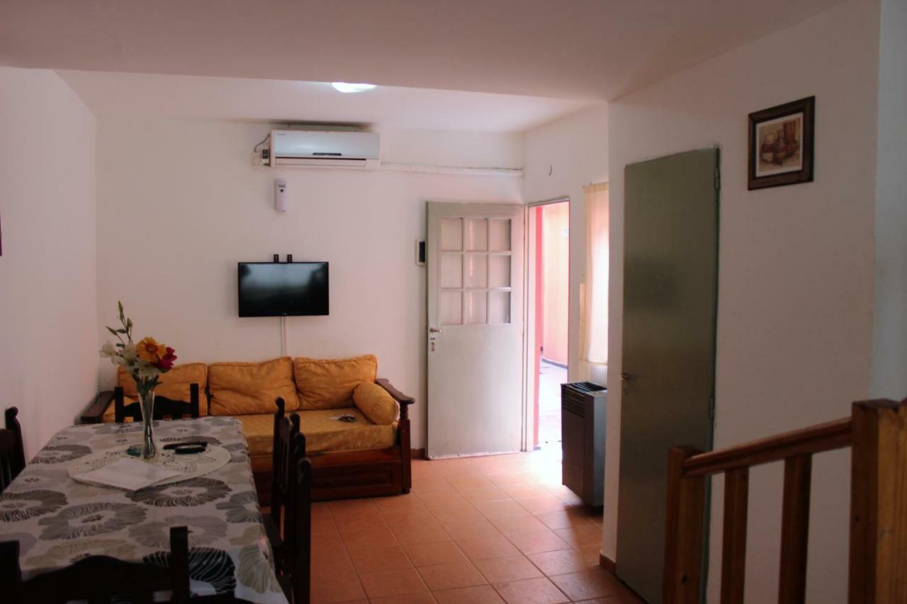 Complejo Kalifornia Apartment Pilar (Buenos Aires)